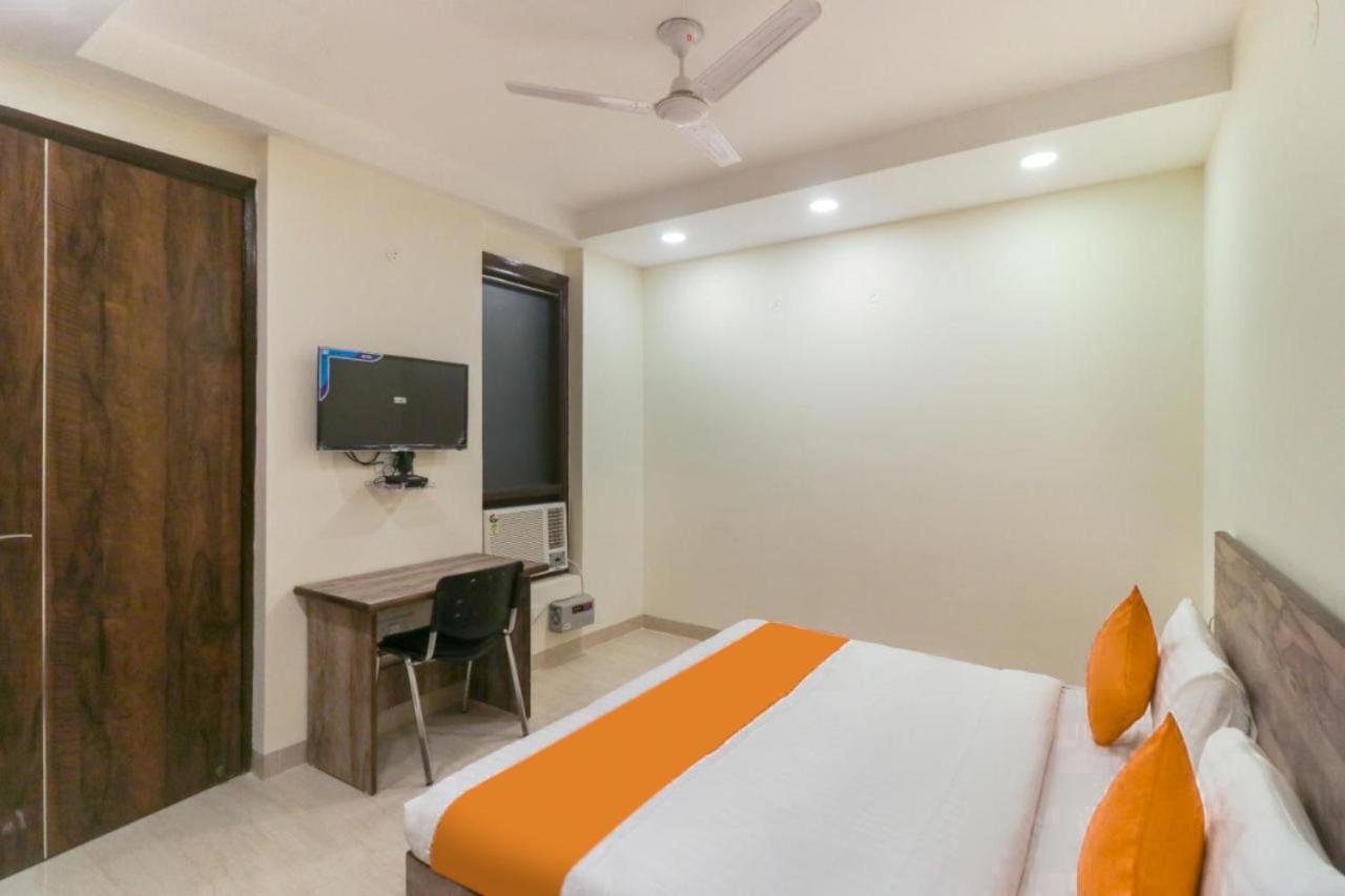 Fabhotel Comfort Residency II Gurgaon Exterior photo